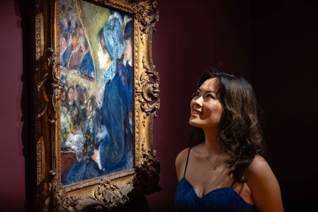 Renoir and Love at the National Gallery, London, UK 30 September 2026 Pierre-Auguste Renoir s At the Theatre (La Premiere Sortie), 1876 7, on display at the press preview of Renoir and Love at the National Gallery, London, UK, on 30 September 2026. The work, from the National Gallery s own collection, is among 45 paintings in the most significant exhibition of Renoir s work in the UK for 20 years, on view from 3 October 2026 until 31 January 2027., Credit:PETE SPELLER Avalon  Copyright: xPETExSPELLERx xAvalonx 1139422332