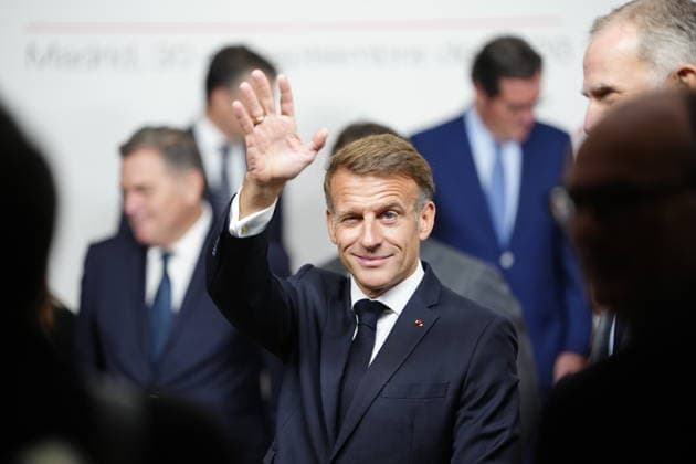 30-09-2026 Forum President Emmanuel Macron during a family photo at an economic investment forum in Madrid. No Spain Â  Copyright: xPPEx