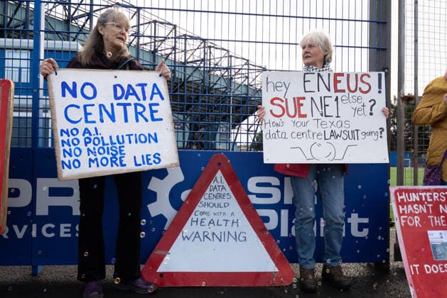 September 30, 2026, Kilmarnock, Scotland, UK: The Reject Hunterston Data Centre Campaign Group and Hurlford Rufus Data Centre Community Group held a protest outside a B2B business event in Kilmarnock. Both groups are campaigning against proposed hyperscale data centres in their local areas and sought to convey to the Ayrshire Chamber of Commerce and businesses attending the event, including Eneus Energy, the company behind the proposed 500MW Hunterston hyperscale data centre, that local communities oppose the developments. Kilmarnock UK - ZUMAs357 20260930_zip_s357_002 Copyright: xCameronxScottx