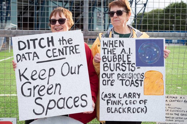 September 30, 2026, Kilmarnock, Scotland, UK: The Reject Hunterston Data Centre Campaign Group and Hurlford Rufus Data Centre Community Group held a protest outside a B2B business event in Kilmarnock. Both groups are campaigning against proposed hyperscale data centres in their local areas and sought to convey to the Ayrshire Chamber of Commerce and businesses attending the event, including Eneus Energy, the company behind the proposed 500MW Hunterston hyperscale data centre, that local communities oppose the developments. Kilmarnock UK - ZUMAs357 20260930_zip_s357_012 Copyright: xCameronxScottx