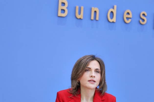 Berlin, Germany, September 30, 2026 Federal Press Conference Report by the Federal Government Commissioner for Eastern Germany Minister of State Elisabeth Kaiser, Member of the Bundestag (MdB), SPD, Federal Government Commissioner for Eastern Germany Copyright: xdtsxNachrichtenagenturx dts_136874