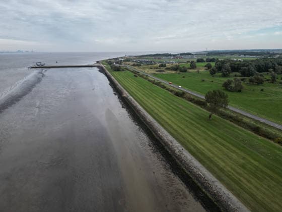 A military port for the Navy is to be built at Rysumer Nacken. View of Rysumer Nacken. A new military port for the Navy is to be built in Emden, East Frisia. The new naval port will require 40 Copyright: xdiebildwerftx