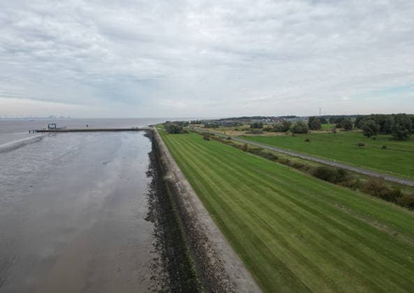 A military port for the Navy is to be built at Rysumer Nacken. View of Rysumer Nacken. A new military port for the Navy is to be built in Emden, East Frisia. The new naval port will require 40 Copyright: xdiebildwerftx