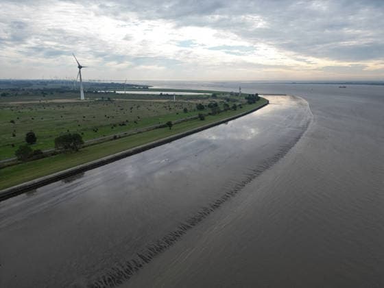 A military port for the Navy is to be built at Rysumer Nacken. View of Rysumer Nacken. A new military port for the Navy is to be built in Emden, East Frisia. The new naval port will require 40 Copyright: xdiebildwerftx