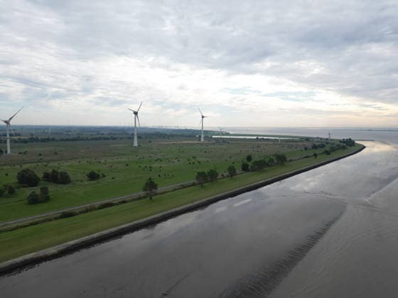 A military port for the Navy is to be built at Rysumer Nacken. View of Rysumer Nacken. A new military port for the Navy is to be built in Emden, East Frisia. The new naval port will require 40 Copyright: xdiebildwerftx