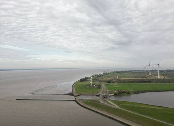A military port for the Navy is to be built at Rysumer Nacken. View of Rysumer Nacken. A new military port for the Navy is to be built in Emden, East Frisia. The new naval port will require 40 Copyright: xdiebildwerftx