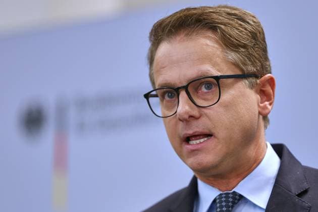 Berlin, Germany, September 30, 2026 Ministry of Health Statement on the Reorganization of Long-Term Care Insurance Federal Minister of Health Carsten Linnemann (CDU) Copyright: xdtsxNachrichtenagenturx dts_136897