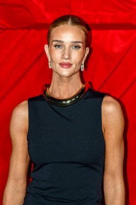 PFW - Revolve Launch Magazine Photocall Rosie Huntington-Whiteley attends the Revolve Launch Magazine Photocall as part of Paris Fashion Week on September 29, 2026 in Paris, France. . Photo by Shootpix ABACAPRESS.COM Paris France  Copyright: xShootpix ABACAx