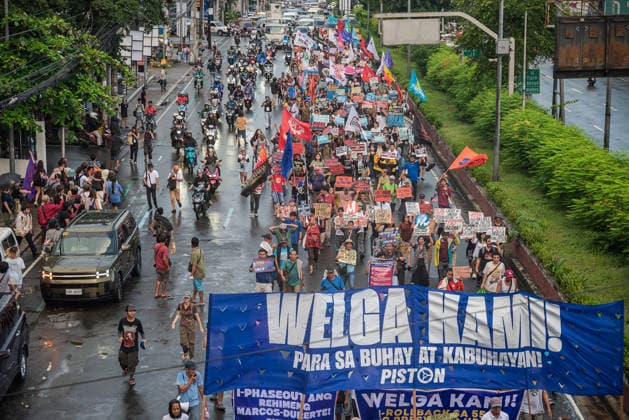 September 30, 2026, Quezon City, Quezon, Philippines: Hundreds of Filipinos took to the streets of Manila to support the Public Transportation Workers such as drivers and operators as they end their 2-day strike against rising fuel costs. The protest in Manila is one of the many protests and strikes happening across the country as oil prices continue to soar, days after the approved increase of fare in public transportaion. Quezon City Philippines - ZUMAy102 20260930_zip_y102_011 Copyright: xKenosisxYapx
