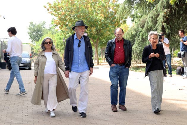 Family and friends bid farewell to filmmaker Gonzalo Suárez. Cristina Huete and Fernando Trueba leave the funeral home after saying their final goodbyes to filmmaker Gonzalo Suárez on September 30, 2026, in Madrid, Spain CELEBRITIES FUNERAL HOME DEATH FILMMAKER Ángel Díaz Brin Madrid Madrid Spain  Copyright: xÃngelxDiazxBrinasx 7810376