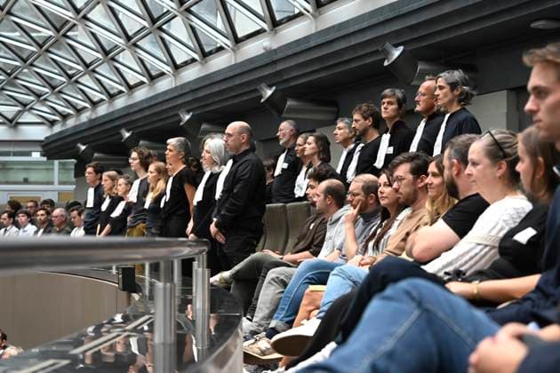 Plenary Session Of The Flemish Parliament 30 09 2026 BRUSSELS, BELGIUM - SEPTEMBER 30 : A protest during the Minister-Presidents speech the so-called September Verklaring ( State of the Union ) during a Plenary Session of the Flemish Parliament where he presents the budget of the flemish governement. on September 30, 2026 in Brussels, Belgium, 30 09 2026 Brussels Belgium  Copyright: xBertxVanxDenxBrouckex