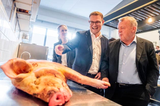 DENMARK Press conference on the future of pig production: Environment Minister Maria Reumert Gjerding, Minister for Nature and Animal Welfare Christian Rabjerg Madsen, and Foreign Minister Lars Loekke Rasmussen (from left) after a press conference on the future of pig production at the Hotel and Restaurant School in Copenhagen on Wednesday, September 30,  Copyright: RitzauxScanpix IdaxMariexOdgaardx spdk20260930-152809-L