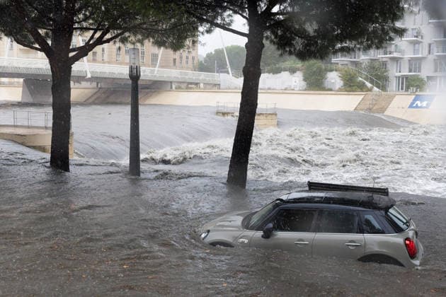 Car in a Flooded Area Benjamin ELKAIM MAXPPP Montpellier September 30, 2026 A car is partially submerged in a flooded area while the waters of the Lez River are very choppy in Montpellier during the Mediterranean storm on September 30, 2026 Montpellier, France, September 30, 2026—the first heavy rains after summer in southern France. Montpellier, FRANCE  Copyright: xMAXPPPxBenjaminxELKAIMx ELK202609305203 ELK202609305203