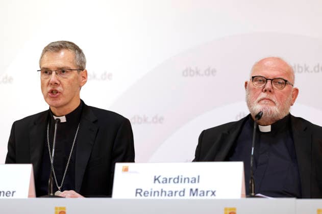 Heiner Wilmer and Cardinal Reinhard Marx at the press conference for the study day Artificial Intelligence, Humanity, and the Common Good: Insights from the Social Encyclical *Magnifica humanitas* during the fall plenary assembly of the German Bishops’ Conference at the Fulda Cathedral Parish Center, September 30, 2026 Foto:xP.xBackx xFuturexImagex dbk_pressegespraech_6920
