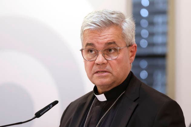 Udo Markus Bentz at the press conference for the study day on Artificial Intelligence, Humanity, and the Common Good: Insights from the Social Encyclical *Magnifica humanitas* during the fall plenary assembly of the German Bishops’ Conference at the Fulda Cathedral Parish Center, September 30, 2026 Foto:xP.xBackx xFuturexImagex dbk_pressegespraech_6934