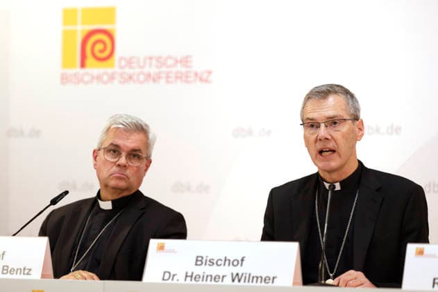 Udo Markus Bentz and Heiner Wilmer at the press conference for the study day Artificial Intelligence, Humanity, and the Common Good: Insights from the Social Encyclical *Magnifica humanitas* during the fall plenary assembly of the German Bishops’ Conference at the Fulda Cathedral Parish Center, September 30, 2026 Foto:xP.xBackx xFuturexImagex dbk_pressegespraech_6936