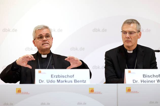 Udo Markus Bentz and Heiner Wilmer at the press conference for the study day Artificial Intelligence, Humanity, and the Common Good: Insights from the Social Encyclical *Magnifica humanitas* during the fall plenary assembly of the German Bishops’ Conference at the Fulda Cathedral Parish Center, September 30, 2026 Foto:xP.xBackx xFuturexImagex dbk_pressegespraech_6938