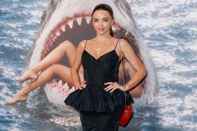 Miranda Kerr at the photocall for the Stella McCartney Women s Ready-to-Wear Spring Summer 2027 show during Paris Fashion Week (PFW) at the Hôtel de Charost in Paris, France, on September 30, 2026. Olivier Borde, Bestimage. Photocall for the Christian Dior Women’s Spring Summer 2027 show as part of Paris Fashion Week on September 30, 2026, in Paris, France. Unknown.  Copyright: xOLIVIERxBORDEx xBESTIMAGExOLIVIERxBORDEx xBESTIMAGEx