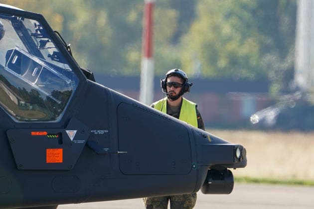 Celle, Germany, Europe The Bundeswehr Army Aviation Corps will showcase its capabilities, operational readiness, and various aviation systems. The event follows the NATO certification exercise GRÜNER FALKE 2026 and includes presentations, technical insights, and an air show featuring more than 35 helicopters Copyright: xAymanxAlahmedx