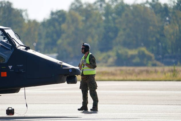 Celle, Germany, Europe The Bundeswehr Army Aviation Corps will showcase its capabilities, operational readiness, and various aviation systems. The event follows the NATO certification exercise GRÜNER FALKE 2026 and includes presentations, technical insights, and an air show featuring more than 35 helicopters Copyright: xAymanxAlahmedx