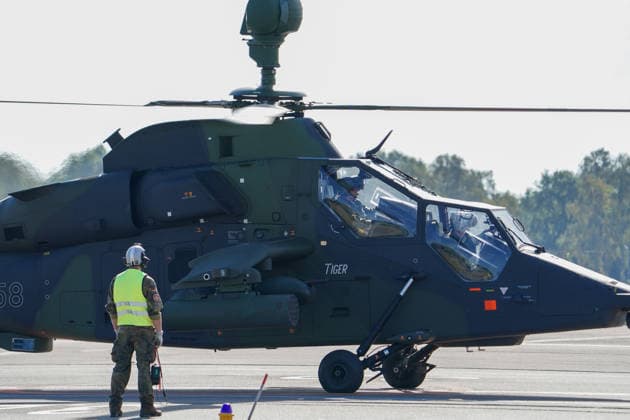 Celle, Germany, Europe The Bundeswehr Army Aviation Corps will showcase its capabilities, operational readiness, and various aviation systems. The event follows the NATO certification exercise GRÜNER FALKE 2026 and includes presentations, technical insights, and an air show featuring more than 35 helicopters Copyright: xAymanxAlahmedx