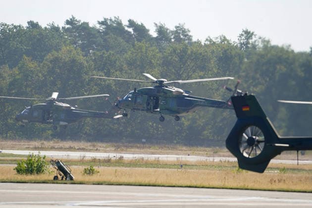 Celle, Germany, Europe The Bundeswehr Army Aviation Corps will showcase its capabilities, operational readiness, and various aviation systems. The event follows the NATO certification exercise GRÜNER FALKE 2026 and includes presentations, technical insights, and an air show featuring more than 35 helicopters Copyright: xAymanxAlahmedx