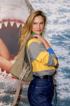 Bar Refaeli at the photocall for the Stella McCartney Women’s Ready-to-Wear Spring Summer 2027 show during Paris Fashion Week (PFW) at the Hôtel de Charost in Paris, France, on September 30, 2026. Olivier Borde, Bestimage. Photocall for the Christian Dior Women’s Spring Summer 2027 show as part of Paris Fashion Week on September 30, 2026, in Paris, France. Unknown.  Copyright: xOLIVIERxBORDEx xBESTIMAGExOLIVIERxBORDEx xBESTIMAGEx