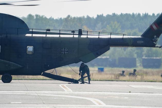 Celle, Germany, Europe The Bundeswehr Army Aviation Corps will showcase its capabilities, operational readiness, and various aviation systems. The event follows the NATO certification exercise GRÜNER FALKE 2026 and includes presentations, technical insights, and an air show featuring more than 35 helicopters Copyright: xAymanxAlahmedx
