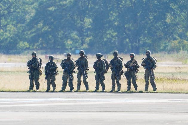 Celle, Germany, Europe The Bundeswehr Army Aviation Corps will showcase its capabilities, operational readiness, and various aviation systems. The event follows the NATO certification exercise GRÜNER FALKE 2026 and includes presentations, technical insights, and an air show featuring more than 35 helicopters Copyright: xAymanxAlahmedx
