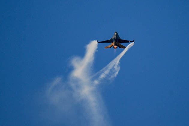 TEKNOFEST Southeast in Turkiye s Sanliurfa SANLIURFA, TURKIYE - SEPTEMBER 30: SOLOTURK performs an aerial demonstration during the Aviation, Space and Technology Festival (TEKNOFEST), world s largest aviation, space, and technology festival at the Sanliurfa GAP Airport for its 15th edition in Sanliurfa, Turkiye on September 30, 2026. Ozkan Bilgin Anadolu Sanliurfa Turkey. Editorial use only. Please get in touch for any other usage.  Copyright: x2026xAnadoluxOzkanxBilginx