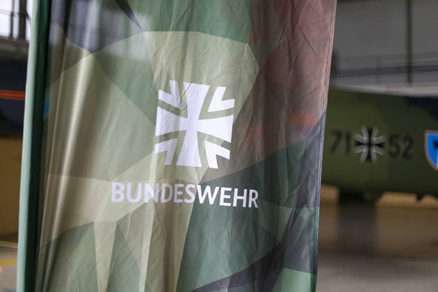 Celle, Germany, Europe The Bundeswehr Army Aviation Corps will showcase its capabilities, operational readiness, and various aviation systems. The event follows the NATO certification exercise GRÜNER FALKE 2026 and includes presentations, technical insights, and an air show featuring more than 35 helicopters Copyright: xAymanxAlahmedx