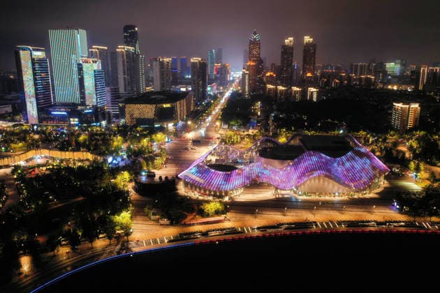 SUZHOU, CHINA - SEPTEMBER 30: A light show illuminates the night sky at Shishan Cultural Plaza on September 30, 2026 in Suzhou, Jiangsu Province of China. The event was held to celebrate the upcoming National Day holiday.  Copyright: xVCGx 111670786828