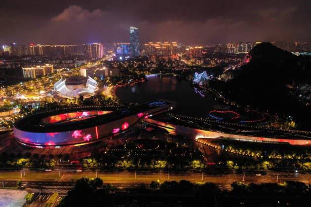 SUZHOU, CHINA - SEPTEMBER 30: A light show illuminates the night sky at Shishan Cultural Plaza on September 30, 2026 in Suzhou, Jiangsu Province of China. The event celebrates the upcoming National Day holiday.  Copyright: xVCGx 111670786822