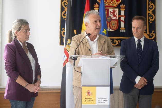 Ángel Víctor Torres chairs a meeting of the Situation Committee for the autonomous city of Ceuta I D The Minister of Education, Vocational Training, and Sports, Milagros Tolón, the Minister of Territorial Policy and Democratic Memory, Ángel Víctor Torres, and the Government Delegate in Ceuta, David de la Encina, during the meeting of the Situation Committee for the autonomous city, at the Government Delegation, on September 30, 2026, in Ceuta, Spain. Torres announced that the government will allocate 40.3 million to security and sanitation in Ceuta and that the space next to the prison will be used as a new shelter. SEPTEMBER 30, 2026 Ceuta Ceuta, Spain  Copyright: xMarcosxMorenox 7811045