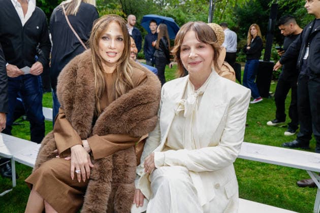 Jennifer Lopez and Juliette Binoche in the front row at the Stella McCartney Women s Ready-to-Wear Spring Summer 2027 Collection fashion show during Paris Fashion Week, September 30, 2026, Olivier Borde, Bestimage, Front Row of the Stella McCartney Women’s Ready-to-Wear Spring Summer 2027 Collection fashion show, during Paris Fashion Week, September 30, 2026, Paris, France  Copyright: xOLIVIERxBORDEx xBESTIMAGExOLIVIERxBORDEx xBESTIMAGEx