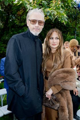 Guest: Jennifer Lopez in the front row at the Stella McCartney Women’s Ready-to-Wear Spring Summer 2027 Collection fashion show during Paris Fashion Week, September 30, 2026. Olivier Borde, Bestimage. Front row at the Stella McCartney Women s Ready-to-Wear Spring Summer 2027 Collection fashion show during Paris Fashion Week, September 30, 2026, Paris, France  Copyright: xOLIVIERxBORDEx xBESTIMAGExOLIVIERxBORDEx xBESTIMAGEx