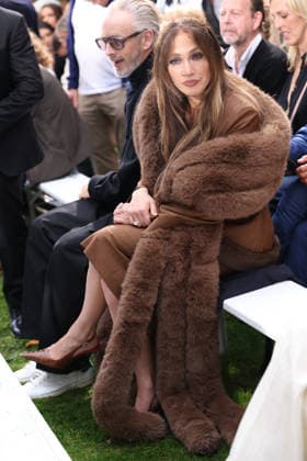 PFW - Stella McCartney Front Row Jennifer Lopez at the Stella McCartney fashion show as a part of Paris Fashion Week Spring Summer 2027 on September 30, 2026 in Paris, France. Photo by Jerome Domine ABACAPRESS.COM Paris France  Copyright: xDominexJerome ABACAx