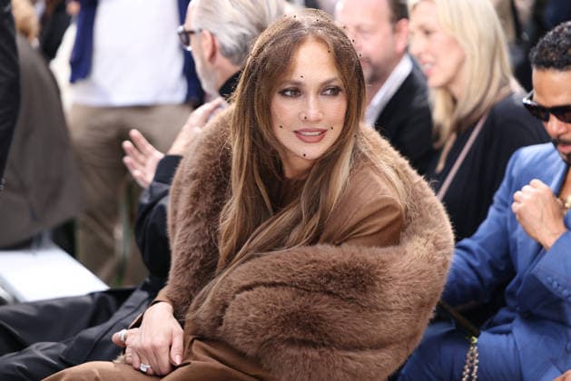 PFW - Stella McCartney Front Row Jennifer Lopez at the Stella McCartney fashion show as a part of Paris Fashion Week Spring Summer 2027 on September 30, 2026 in Paris, France. Photo by Jerome Domine ABACAPRESS.COM Paris France  Copyright: xDominexJerome ABACAx