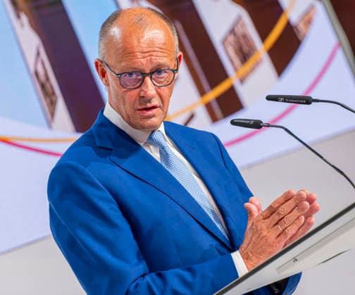 Friedrich Merz (EUR), Germany, Berlin, September 30, 2026 Press statements by Federal Chancellor Friedrich Merz (CDU), Christian Sewing (Deutsche Bank), and Roland Busch (Siemens) Keynote address by Federal Chancellor Merz at the annual meeting of the Made for Germany initiative in the Mosaikhalle at Siemens AG