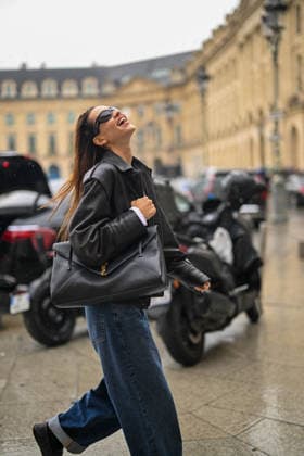 Amelia Gray Hamlin arrives at the fitting at the Schiaparelli house during PFW Fashion Week on September 30, 2026. Pierre Perusseau, Bestimage. Amelia Gray Hamlin arrives at the Schiaparelli fitting during PFW Fashion Week on September 30, 2026, in Paris, France.  Copyright: xPierrexPerusseaux xBestimagexPierrexPerusseaux xBestimagex