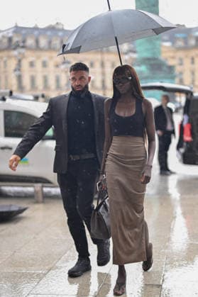 Anok Yai arrives at the fitting at the Tom Ford house during Paris Fashion Week (PFW) on September 30, 2026. Pierre Perusseau, Bestimage. Anok Yai arrives at the fitting at the Tom Ford house during Paris Fashion Week (PFW) in Paris, France.  Copyright: xPierrexPerusseaux xBestimagexPierrexPerusseaux xBestimagex