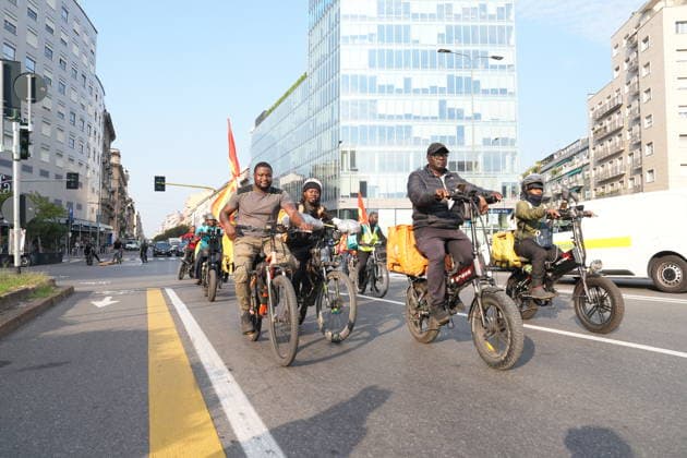 RECORD DATE NOT STATED IPA89147246 - Milan, September 30, 2026: a rally and subsequent march by delivery riders. The protest is organized by the Unione Sindacale di Base (USB) together with workers from delivery platforms to protest the piecework system and demand greater protections  Copyright: xx xx IPA89147246.jpeg