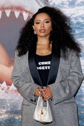 Katerina Graham at the photocall for the Stella McCartney Spring Summer 2027 Women s Ready-to-Wear collection show during Paris Fashion Week (PFW) at the Hôtel de Charost in Paris, France, on September 30, 2026. Olivier Borde, Bestimage. Photocall for the Stella McCartney Women’s Ready-to-Wear Spring Summer 2027 show as part of Paris Fashion Week on September 30, 2026, in Paris, France. Paris, France  Copyright: xOLIVIERxBORDEx xBESTIMAGExOLIVIERxBORDEx xBESTIMAGEx