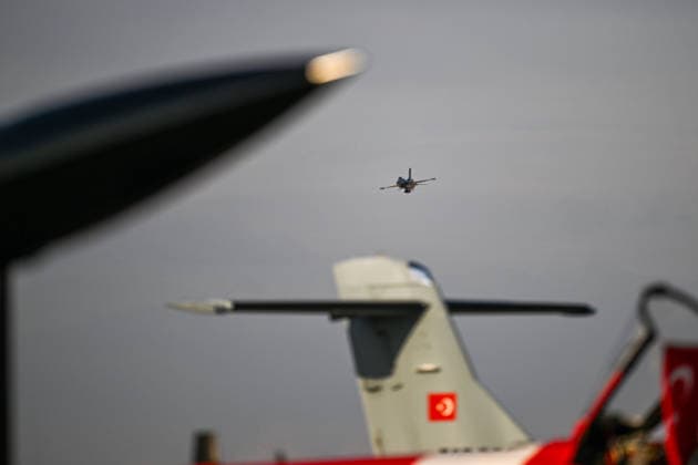 TEKNOFEST Southeast in Turkiye s Sanliurfa SANLIURFA, TURKIYE - SEPTEMBER 30: SOLOTURK performs an aerial demonstration during the Aviation, Space and Technology Festival (TEKNOFEST), world s largest aviation, space, and technology festival at the Sanliurfa GAP Airport for its 15th edition in Sanliurfa, Turkiye on September 30, 2026. Adsiz Gunebakan Anadolu Sanliurfa Turkey. Editorial use only. Please get in touch for any other usage.  Copyright: x2026xAnadoluxAdsizxGunebakanx