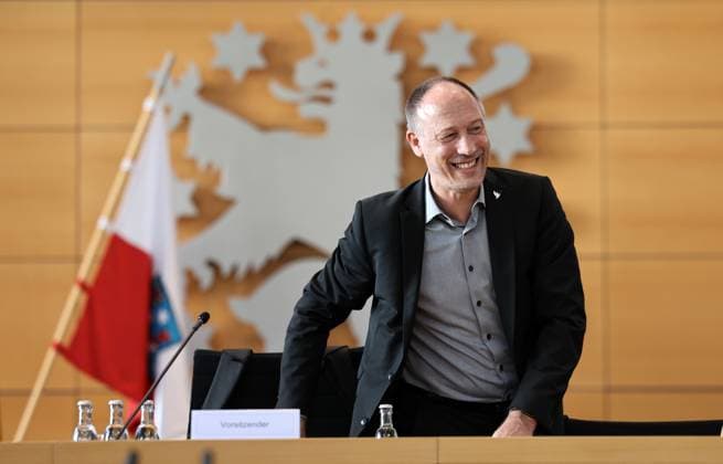 Thuringian State Parliament, Justice Committee, September 30, 2026, Erfurt, Thuringian State Parliament, Justice Committee, Oral Hearing on the motion by The Left parliamentary group to initiate proceedings to ban the AfD. Pictured: Committee Chair Ringo Muehlmann, AfD