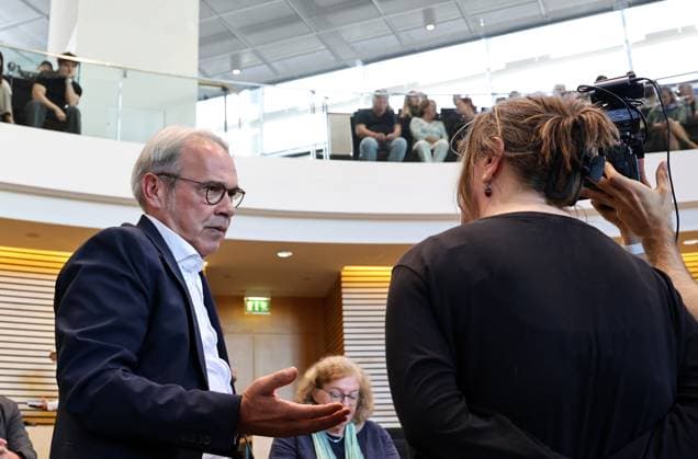 Thuringian State Parliament Justice Committee, September 30, 2026, Erfurt, Thuringian State Parliament, Justice Committee, Oral Hearing on the Motion by the Die Linke Parliamentary Group to Initiate Proceedings to Ban the AfD; Pictured: Minister of the Interior and Local Government Georg Maier (SPD) being interviewed