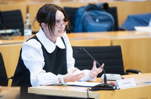 ORAL HEARING ON PROCEEDINGS TO BAN THE AFD ** FOR EDITORIAL PURPOSES ONLY ** EDITORIAL USE ONLY ** September 30, 2026, Erfurt: Oral hearing of the Justice Committee regarding proceedings to ban the AfD at the federal level in the Thuringian State Parliament. The motion was filed by the Left Party faction. Pictured: Prof. Dr. Kathrin Copyright: SaschaxFromm doc87tv6ursvox1cf210xvj ,EDITORIAL USE ONLY Copyright: SaschaxFromm