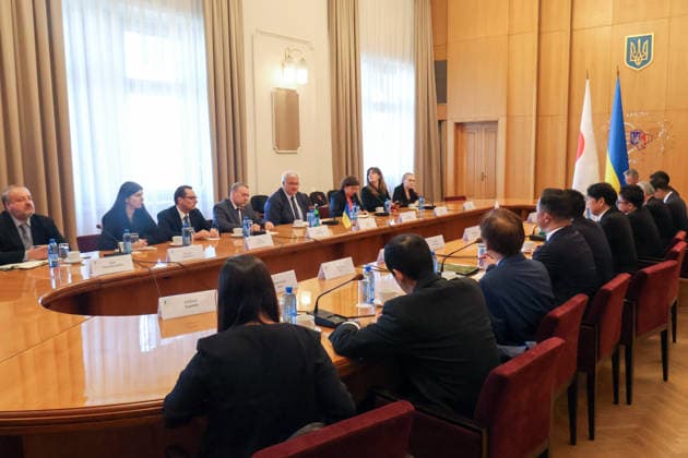 A meeting of Ukrainian Minister of Foreign Affairs Andrii Sybiha and representatives of the Liberal Democratic Party in Japan’s National Diet, headed by former Japanese Minister of Defence and member of the House of Representatives in Japan’s National Diet, Itsunori Onodera, is underway at the Ukrainian Foreign Ministry building in Kyiv, Ukraine, September 30, 2026. (Photo by Pavlo Bahmut Ukrinform) Ukrainian Foreign Minister meets Japanese parliamentary delegation in Kyiv  Copyright: xPavloxBahmutx