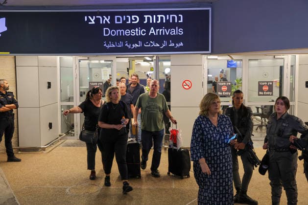 Flydubai passengers arrive in Tel Aviv TEL AVIV, ISRAEL - SEPTEMBER 30: Passengers are welcomed by their relatives at Ben Gurion Airport amid heightened security measures by Israeli forces in Tel Aviv, Israel, on September 30, 2026. A Flydubai aircraft carrying 174 passengers lands at the airport after making an emergency landing at Prince Sultan bin Abdulaziz International Airport in Tabuk, Saudi Arabia. Nir Keidar Anadolu Tel Aviv Israel. Editorial use only. Please get in touch for any other usage.  Copyright: x2026xAnadoluxNirxKeidarx