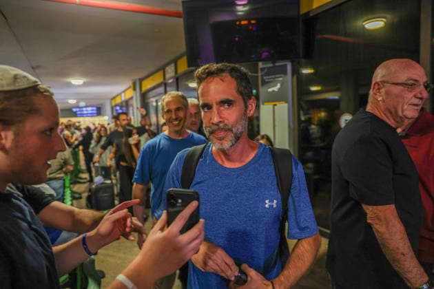 Flydubai passengers arrive in Tel Aviv TEL AVIV, ISRAEL - SEPTEMBER 30: Passengers are welcomed by their relatives at Ben Gurion Airport amid heightened security measures by Israeli forces in Tel Aviv, Israel, on September 30, 2026. A Flydubai aircraft carrying 174 passengers lands at the airport after making an emergency landing at Prince Sultan bin Abdulaziz International Airport in Tabuk, Saudi Arabia. Nir Keidar Anadolu Tel Aviv Israel. Editorial use only. Please get in touch for any other usage.  Copyright: x2026xAnadoluxNirxKeidarx